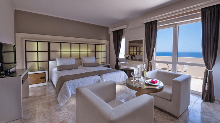 Athina Palace Resort & Spa